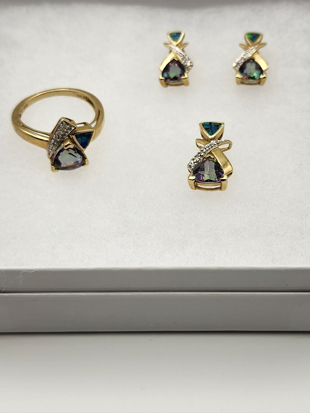STS 10K Yellow Gold Mystic Topaz Opal Diamond Ring Pendant Earrings Set